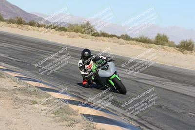 media/Dec-01-2025-Moto Forza (Mon) [[2daa91e15f]]/1-Advanced Group/Session 4 (Turn 10 Inside)/